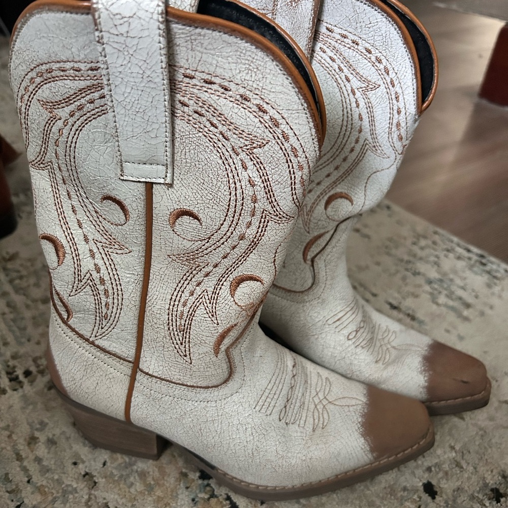 Sterling River Cowboy boots